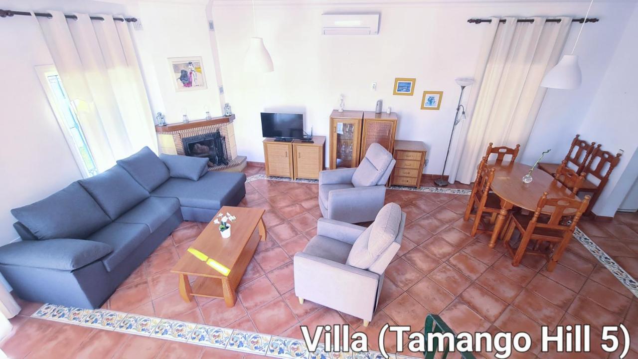 Silhouse Nerja Villas Beach מראה חיצוני תמונה