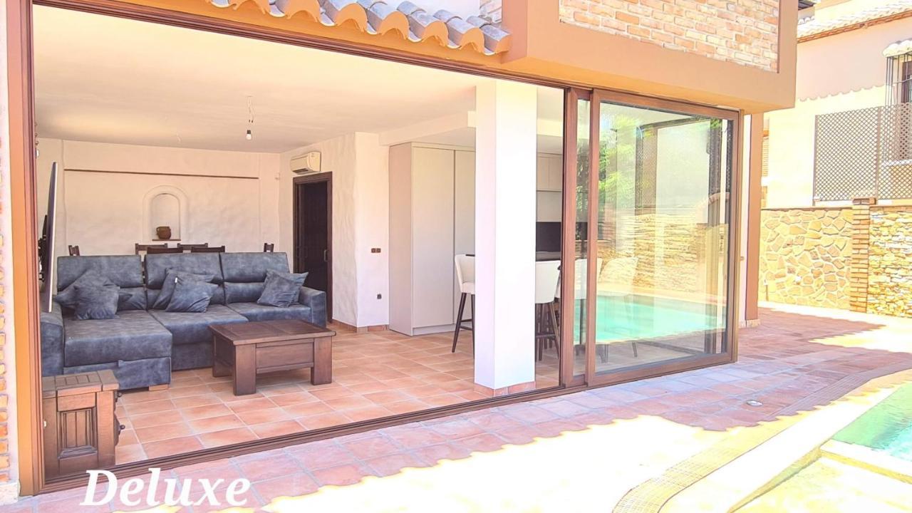 Silhouse Nerja Villas Beach מראה חיצוני תמונה